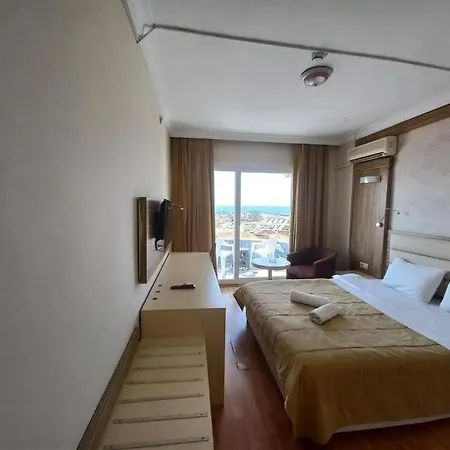 Moonstar Κουσάντασι