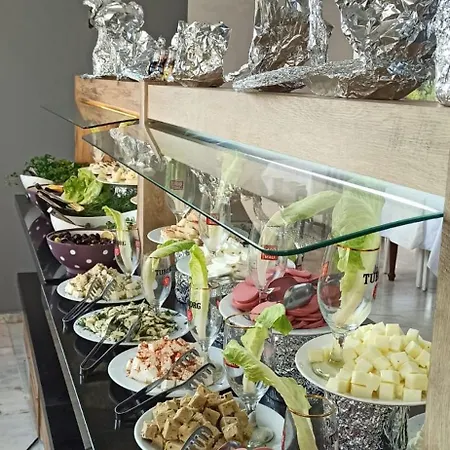 Moonstar Отель *